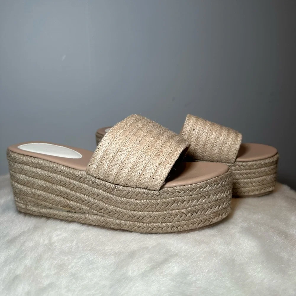 N/A neutral beige